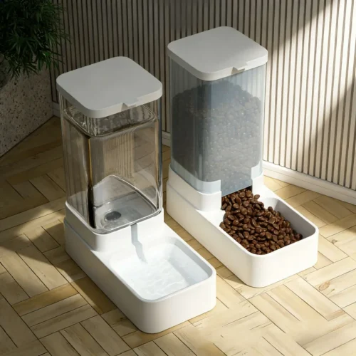 1-2Packaged Pet Gravity Feed & Waterer